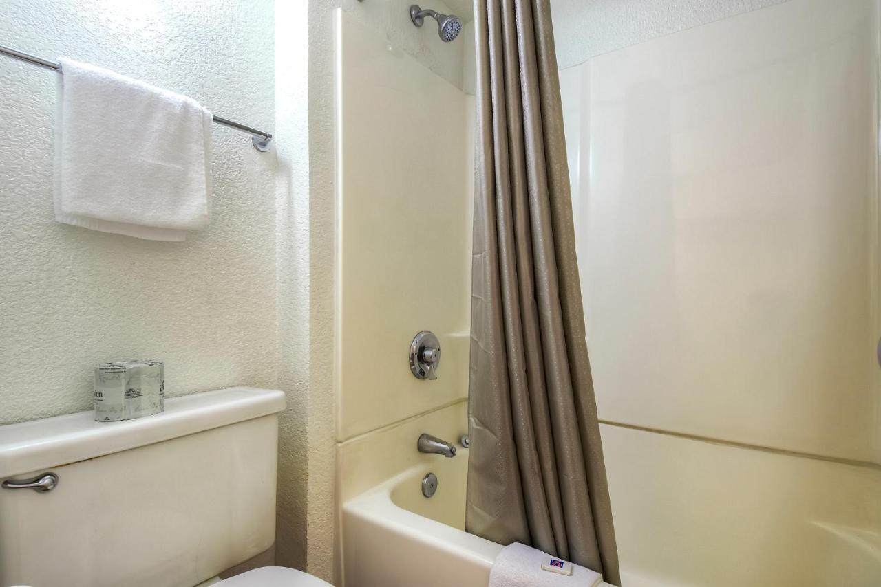 Motel 6-Hacienda Heights, Ca - Los Angeles Room photo